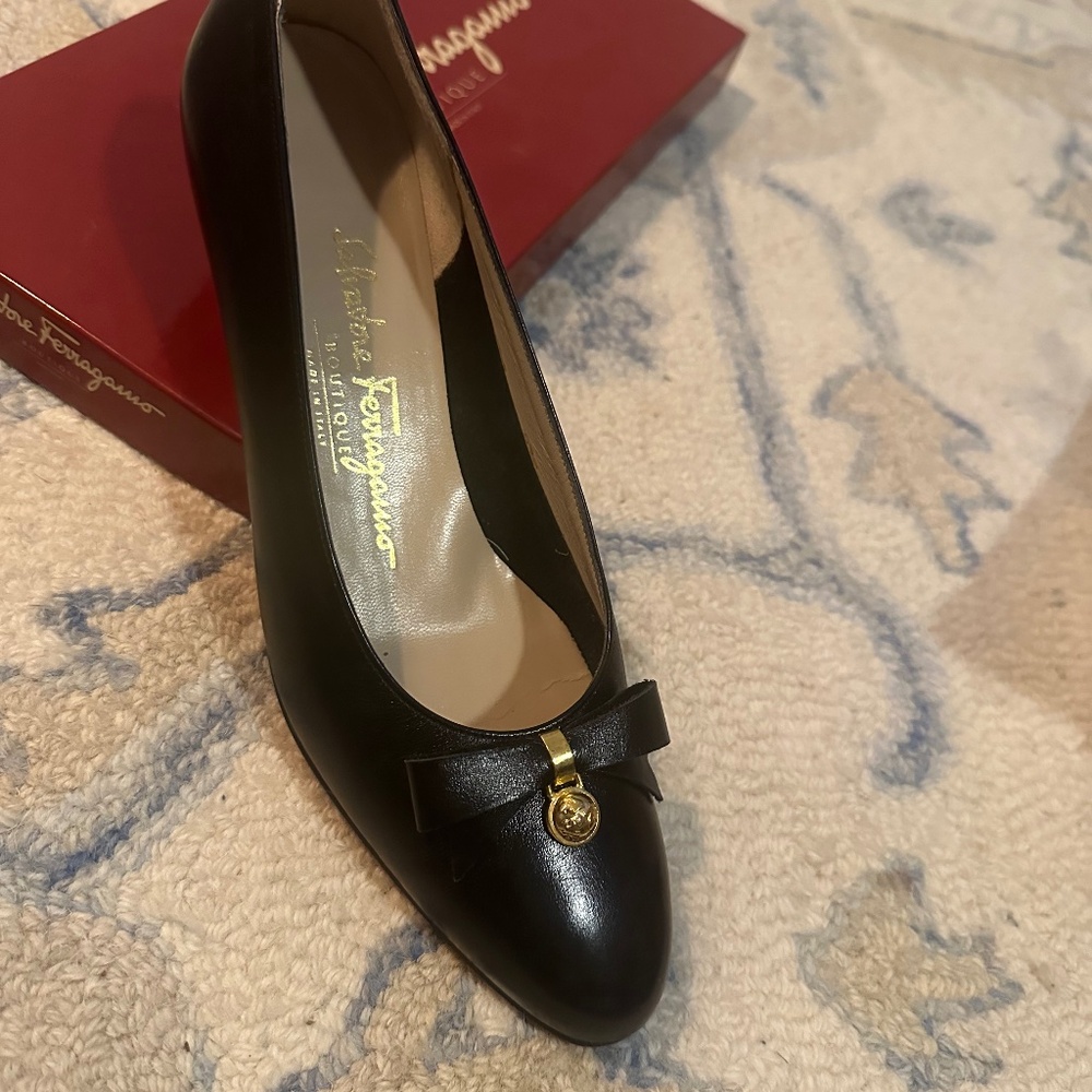 Salvatore Ferragamo Damsel Vintage